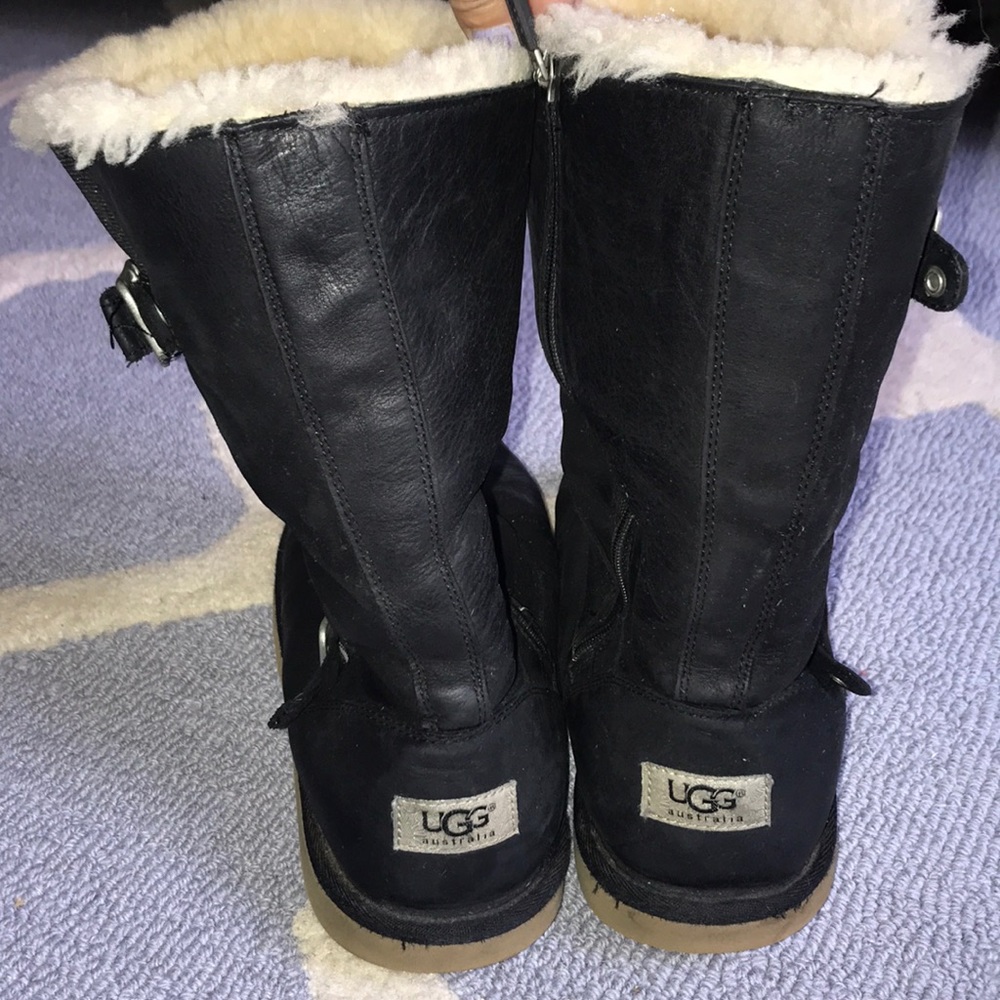 Size 6 Uggs